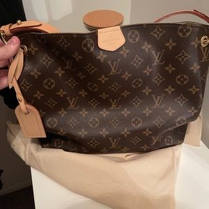 Louis Vuitton Graceful Pm in Beige